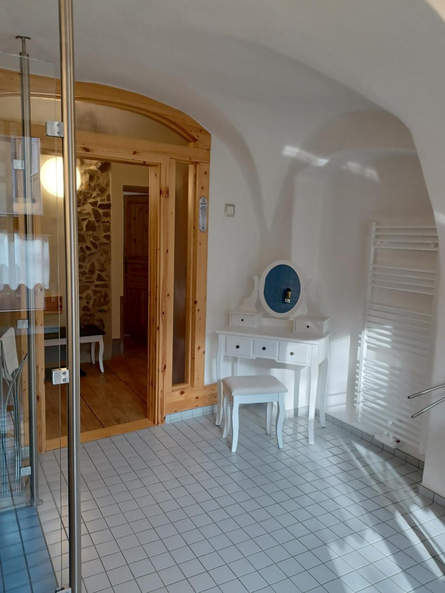 Hotel Zum Kloetzelmoench Gorlitz Bagian luar foto